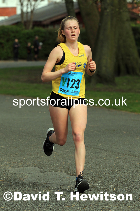 Senior Womens Northern 6 Stage Road Relay, 2022 Northern 12 and 6 Stage Road Relays,  Birkenhead Park, Birkenhead, Wirral.  Photo: David T. Hewitson/Sports for All Pics